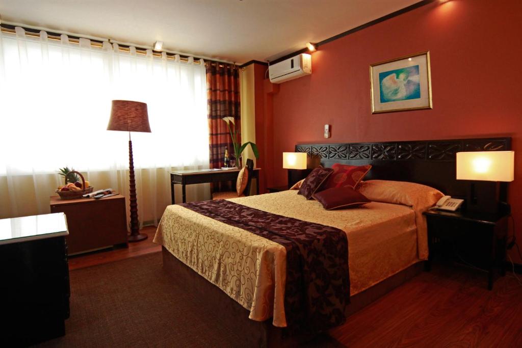 Deluxe Suite